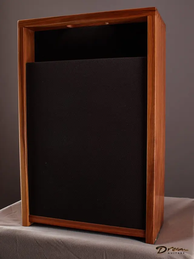 Espresso 30 Tube Amplifier and Barista Speaker - Walnut — 2