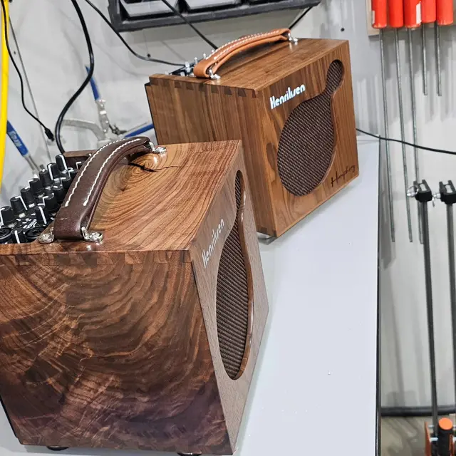 The Bud SIX Hardwood - Walnut — 3